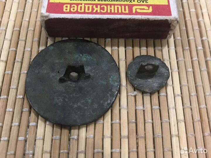 Старинные пуговицы царских времен