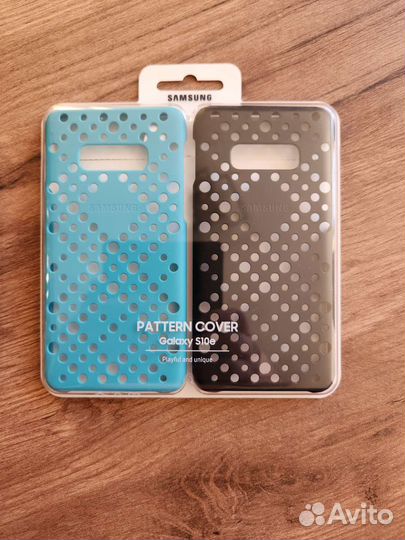 Чехлы Samsung S10e новые оригинал