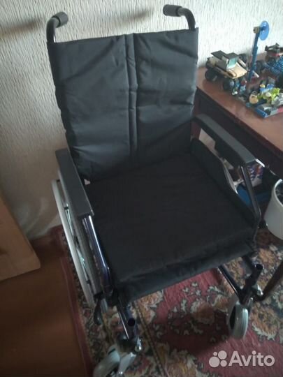 Инвалидная коляска новая