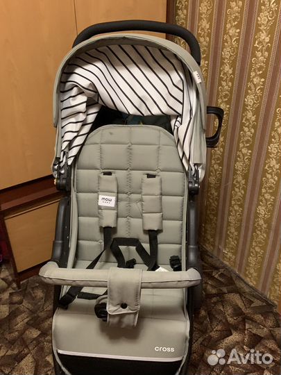 Прогулочная коляска