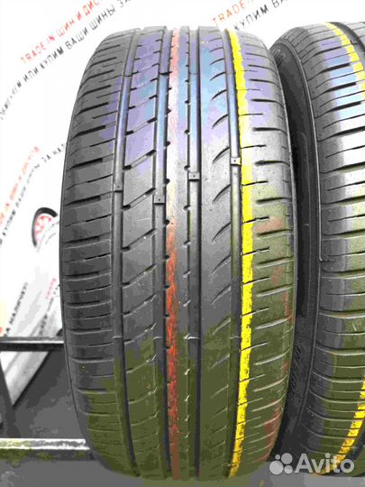 Superia RS400 215/55 R17 98W