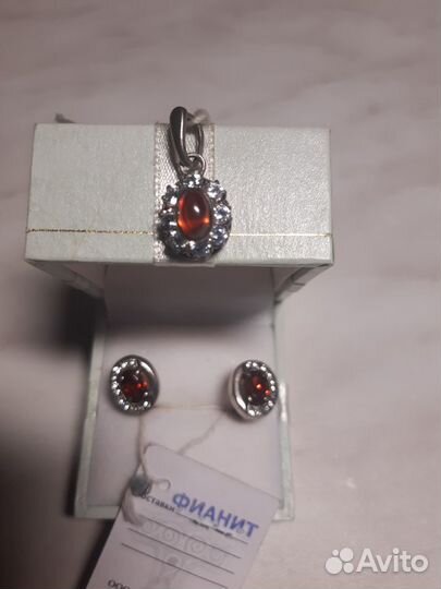 Набор серебро 925 пр. серьги, подвеска