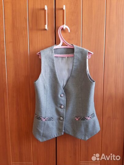 Школьная форма жилет для девочки