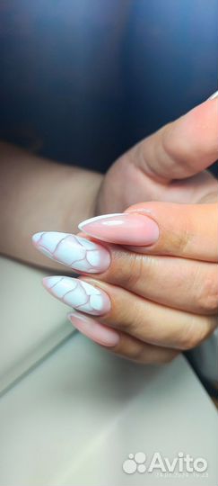 Маникюр