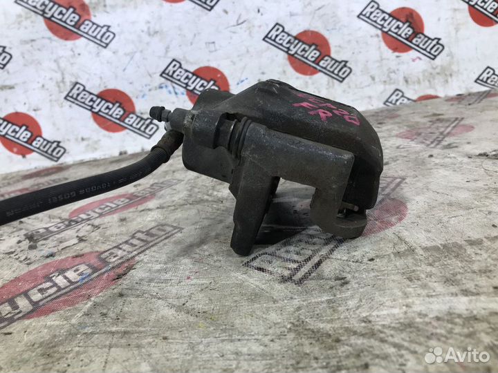 Суппорт тормозной toyota NCP20 R F Перед / Передни