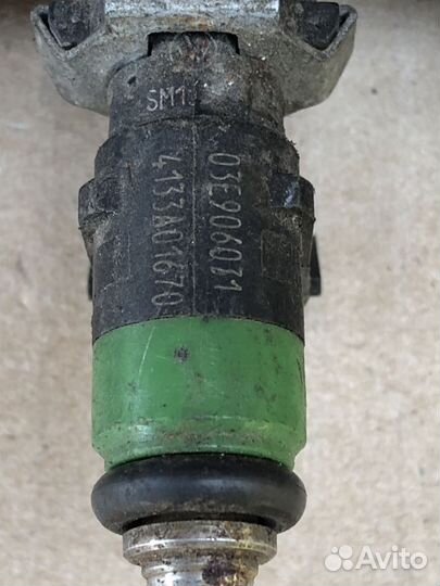 Топливная рампа Фольксваген Поло 1,2