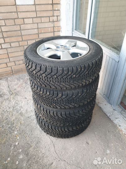 Шины GoodYear и диски R16 зима шип