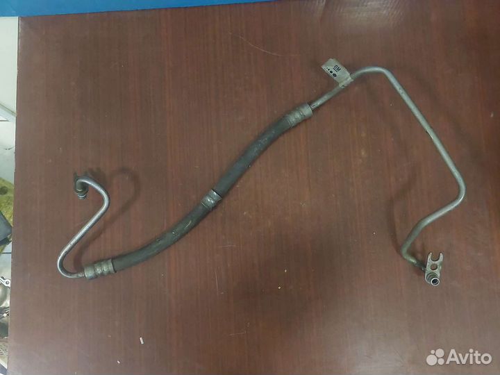 Трубка гур Opel Astra H/ Zafira B