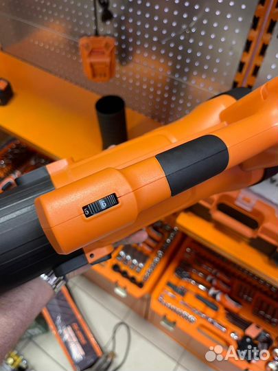 Воздуходувка на батарейках