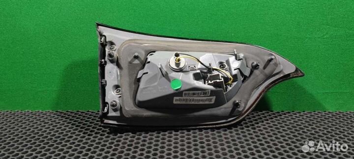 Фонарь крышки багажника правый Jeep Cherokee KL 20