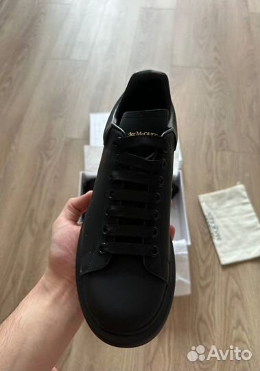 Кеды Alexander Mcqueen Черные