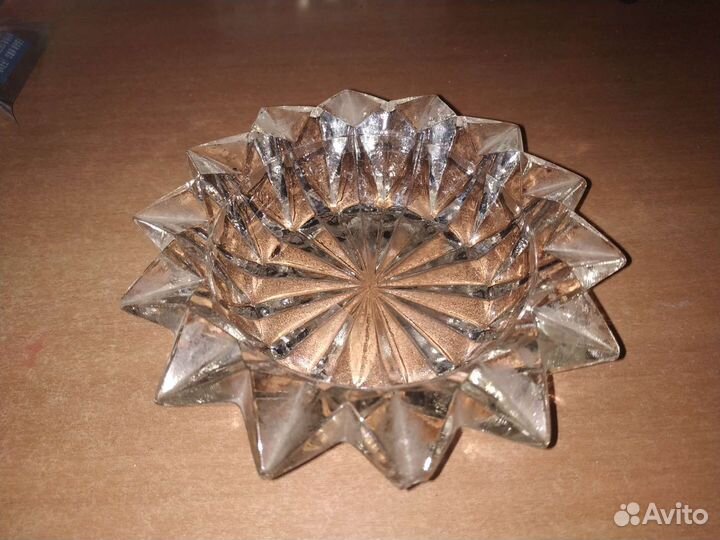 Хрустальная пепельница