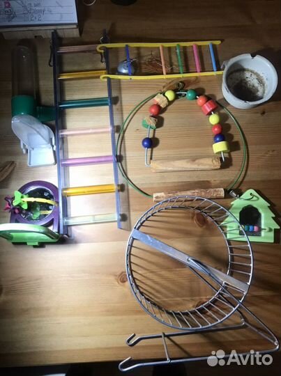 Игрушки для попугая