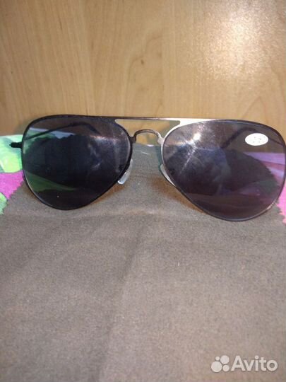 Очки +2,5для зрения.затемненые