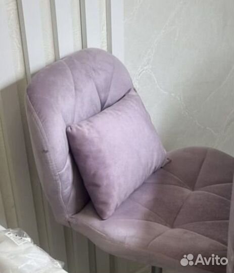 Стул для визажиста бу