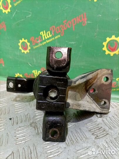 Подушка двигателя правая Mitsubishi Lancer 9 седан