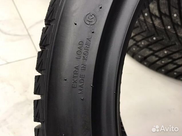 Hankook Winter I'Cept iZ 2 W616 245/40 R19