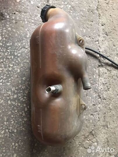 Расширительный бачок freightliner