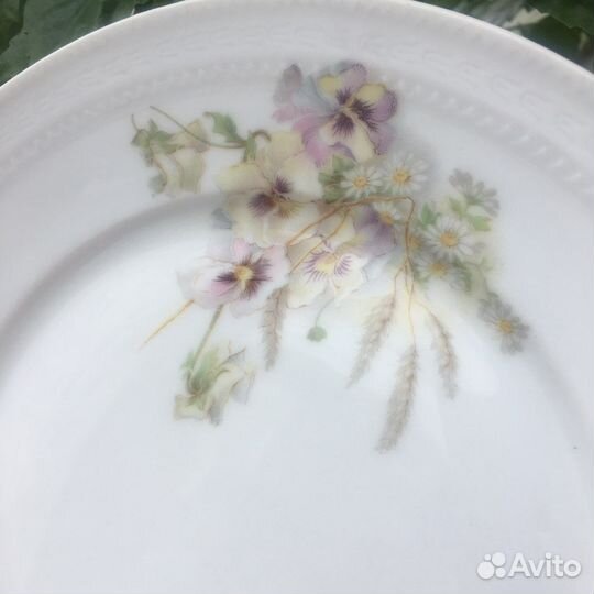 Тарелка фарфор товарищества М.С.Кузнецова