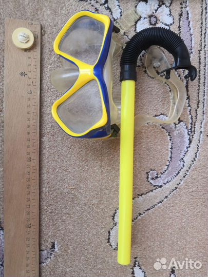 Маска для плавания