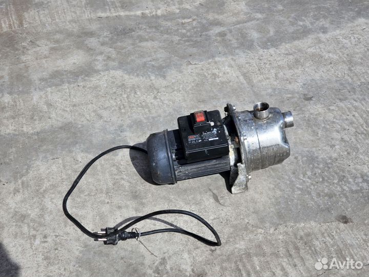 Водяной насос