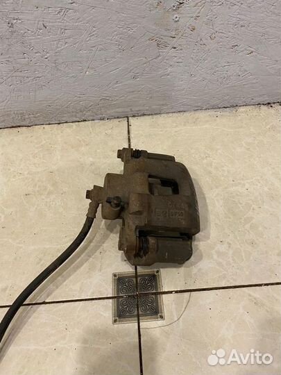 Тормозной суппорт передний правый R14 Daewoo nexia