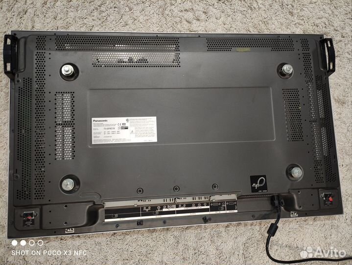 Плазменная панель Panasonic