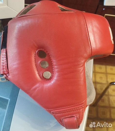 Боксерский шлем Reyvel