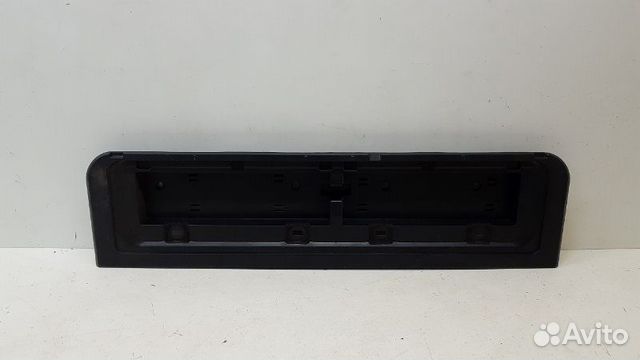 Обшивка крышки багажника Toyota Land Cruiser 200