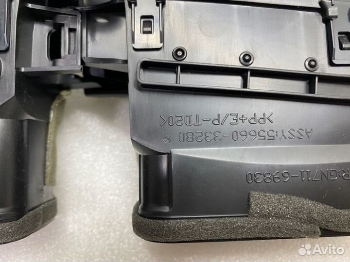 Воздуховод центральный Toyota Camry V70 2018-2021