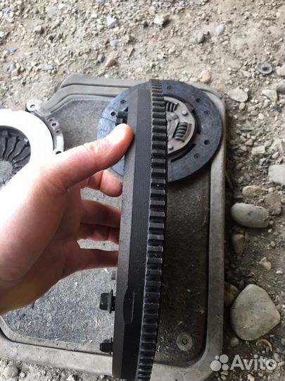 Форд Фокус-1 Маховик Корзина и диск сцепления 1.6