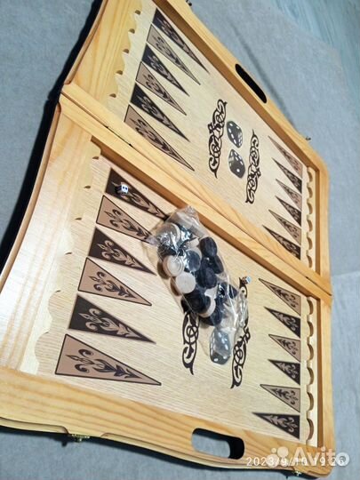 Нарды дипломат большой цветной,Лошадь