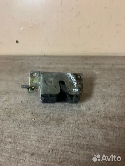 Замок багажника Opel Omega B