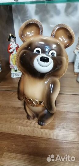 Фарфоровые статуэтки Олимпийские мишки