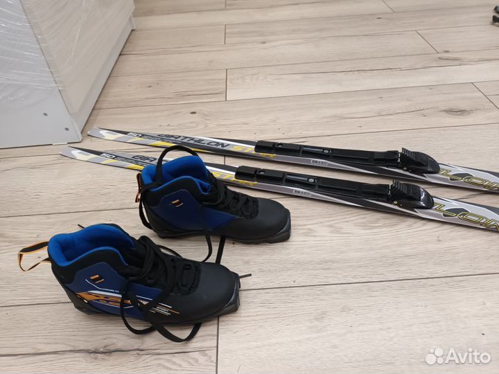 Беговые лыжи