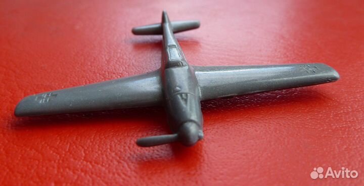 Истребитель Мессершмитт 109 №3 WHW Зимняя помощь
