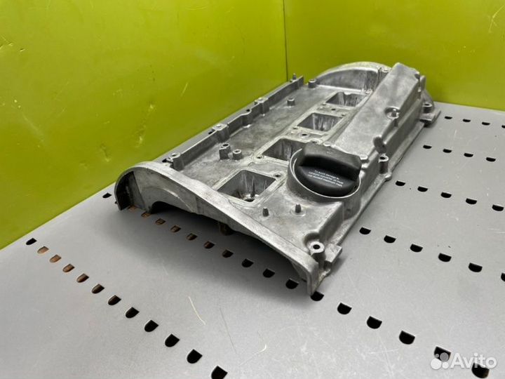 Крышка клапанов Volkswagen Passat B5+ ADR 2000