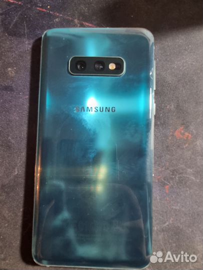 Samsung Galaxy S10e, 6/128 ГБ