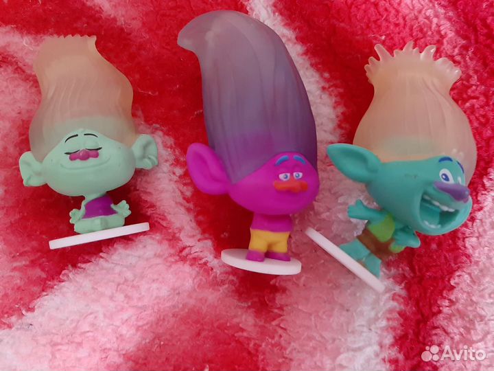 Игрушки их мультфильмов, игрушки киндер