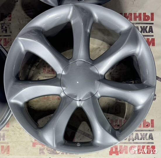 Диски литые Nissan/Infiniti r20; 5x114,3, цо 66,1