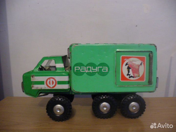 Фургон заводной СССР