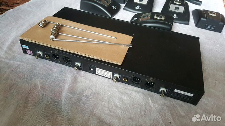 Arthur Forty AF-8800 конференционная радиосистема