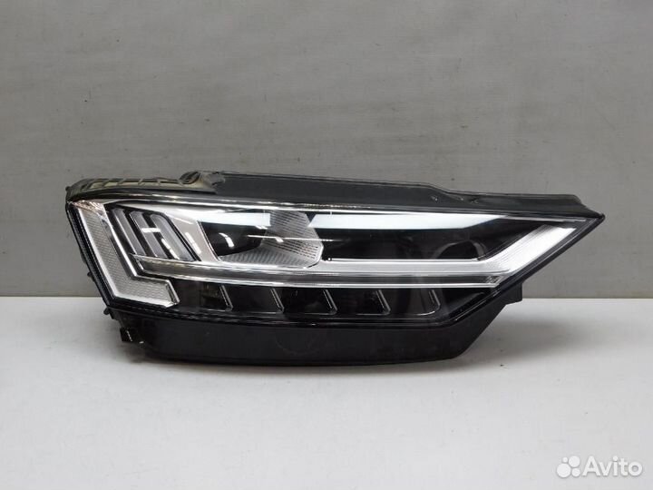 Фара правая Audi A8/S8