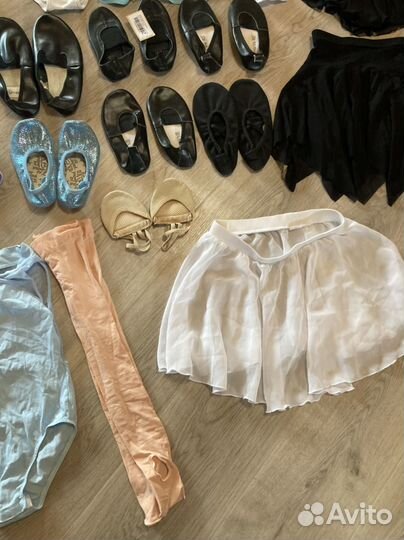 Пакетом купальники для гимнастики и танцев 110-116