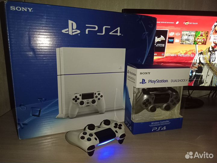 Sony PS4 + игры и 2 геймпада