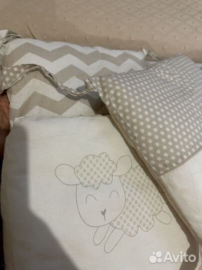 Бортики в кроватку