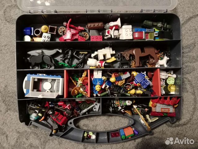 Детали конструктора (аналог Lego)