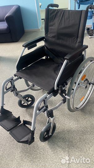 Инвалидная коляска