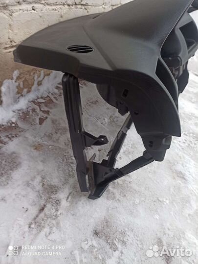 Бора Гольф 4 Торпедо (панель салона) оригинал