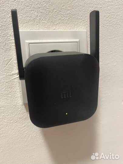 Усилитель сигнала Xiaomi Wi-Fi Range Extender Pro